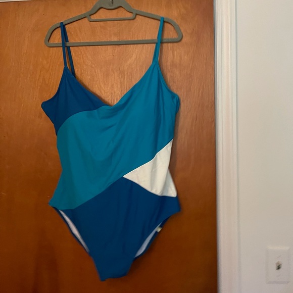 Summersault Marina Swimsuit sz 20 NWT ❤️HOST PICK❤️8/21/22❤️ - Picture 2 of 6